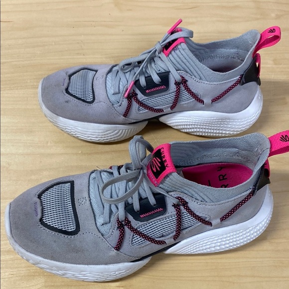 Under Armour Curry Flow Cozy Men's US Size 6.5 women’s 8 - Picture 5 of 9